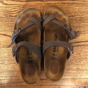 Barely worn Mayari Birkenstocks